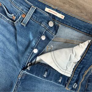 Levi’s Wedgie Straight Jean Size 30